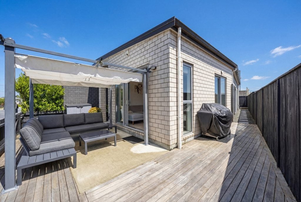 14 Heri Lane, Westgate, Auckland - Carousel 1