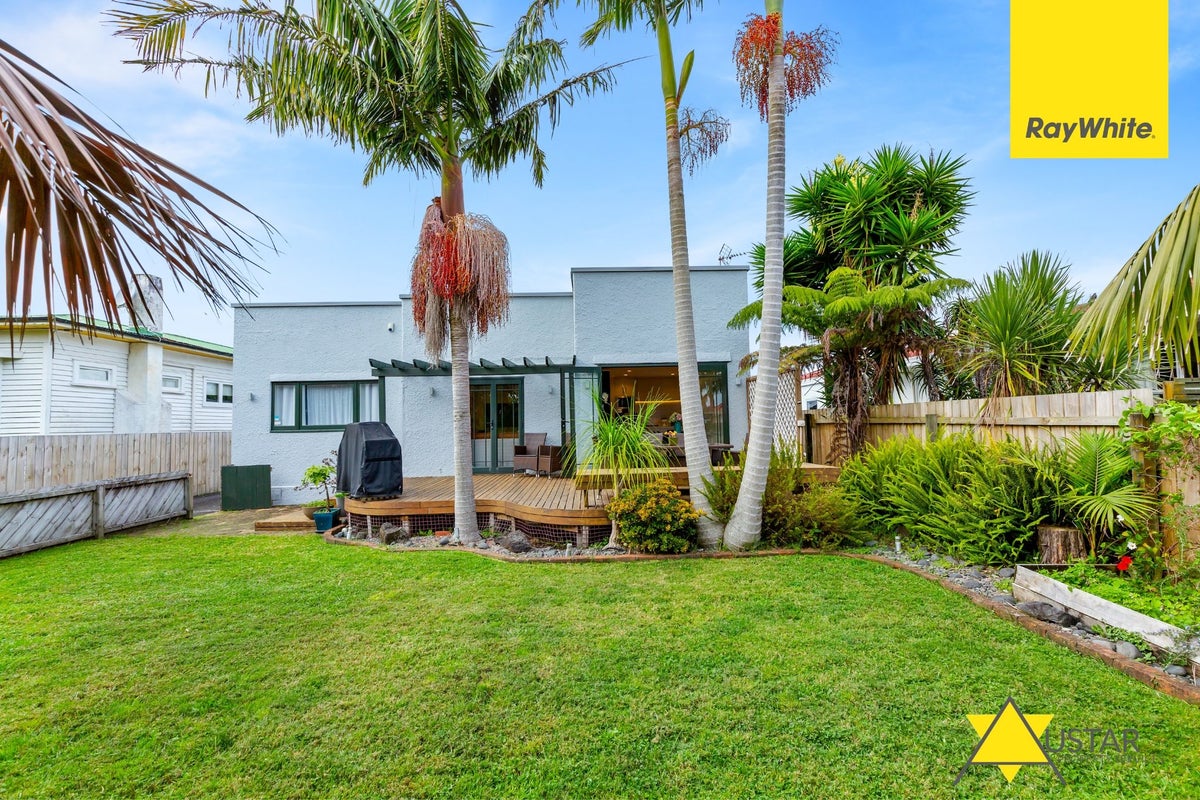 122 Hutchinson Avenue, New Lynn, Auckland - Carousel 2
