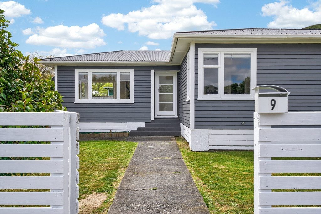 9 Kim Street, Wainuiomata, Lower Hutt - Carousel 22