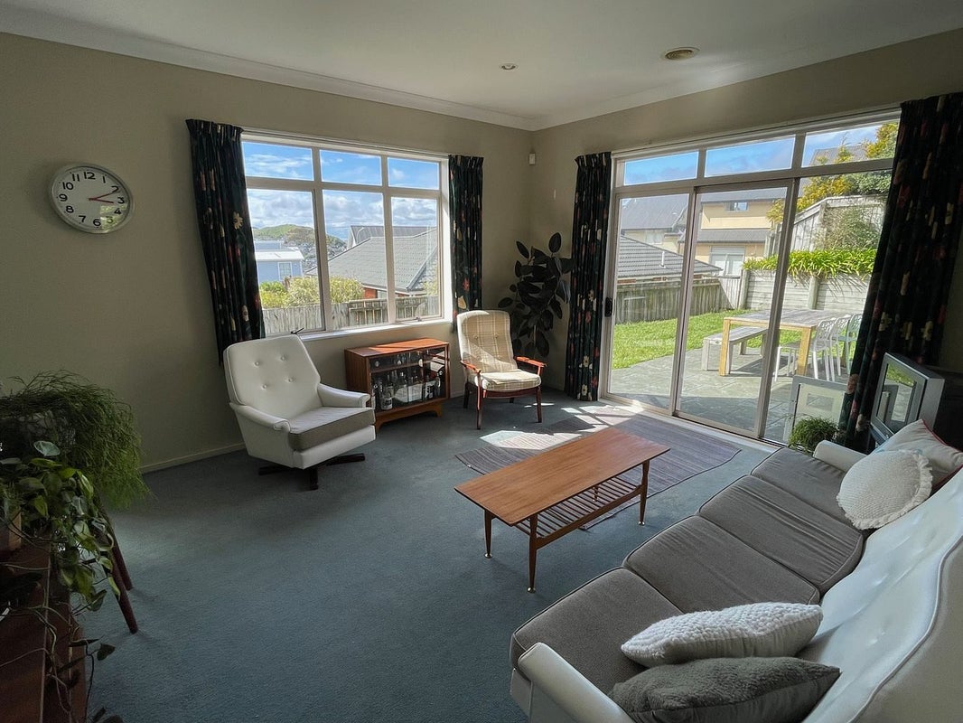 35 Erlestoke Crescent, Churton Park, Wellington - Carousel 2