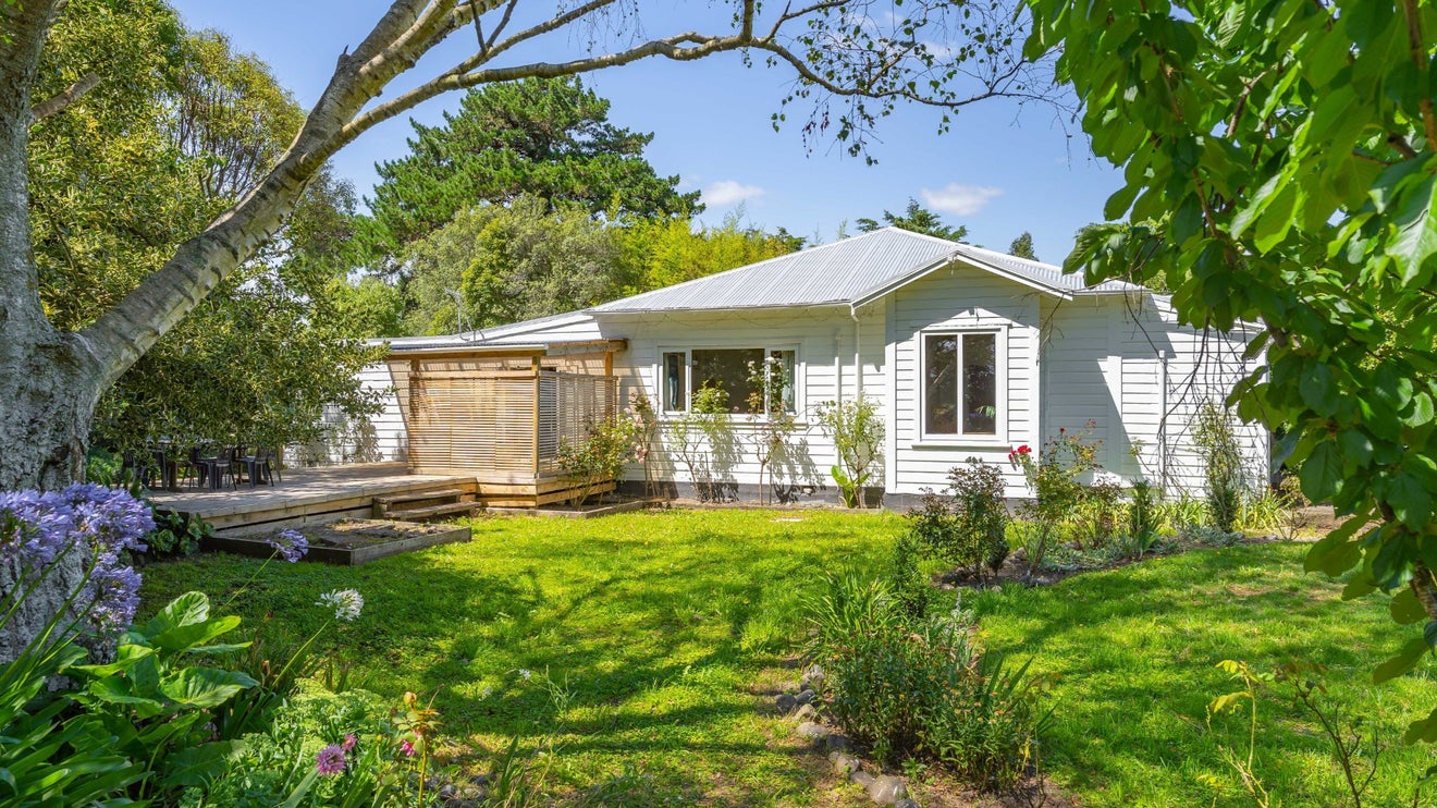 417 Murphys Line, Lake Reserve - Carousel 1