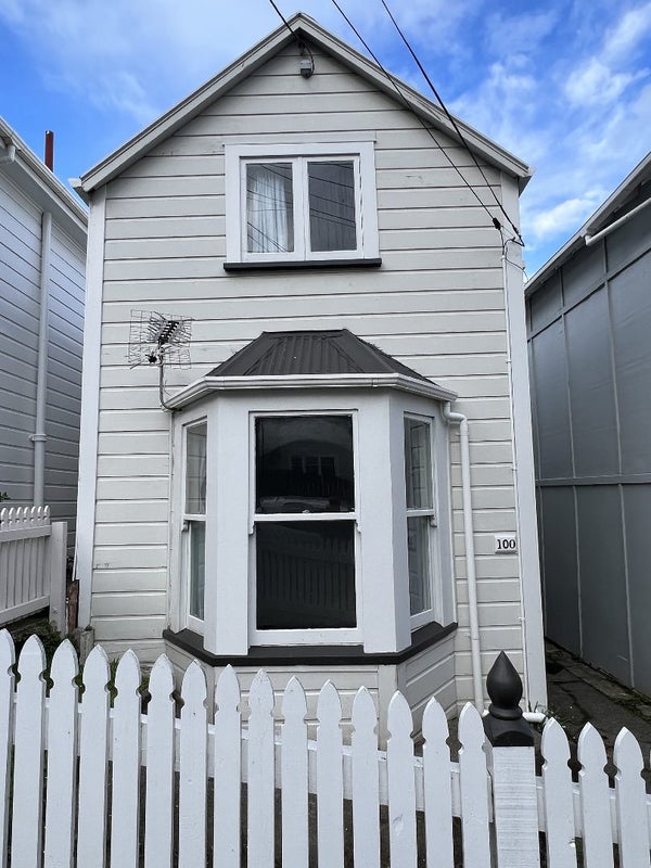100 Elizabeth Street, Mount Victoria, Wellington - Carousel 1