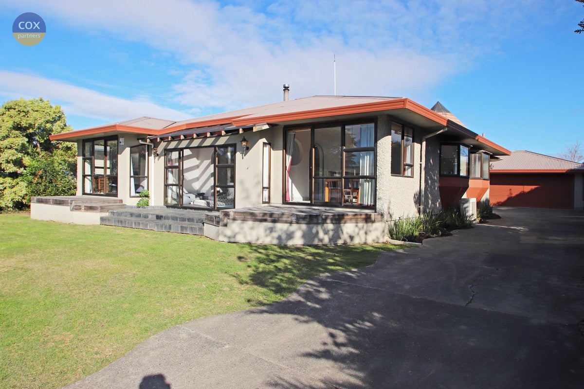 10 Exeter Crescent, Pirimai, Napier - Carousel 1