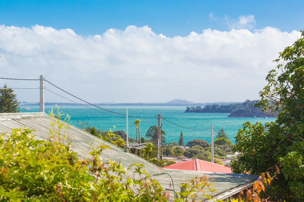 45 Ocean Road, Surfdale, Waiheke Island - Carousel 2