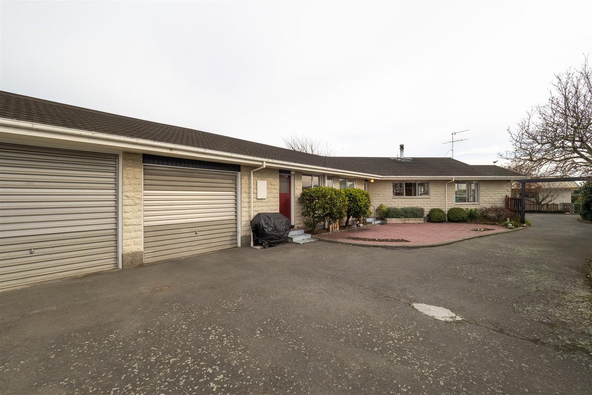 5 Ascot Place, Netherby, Ashburton - Carousel 1