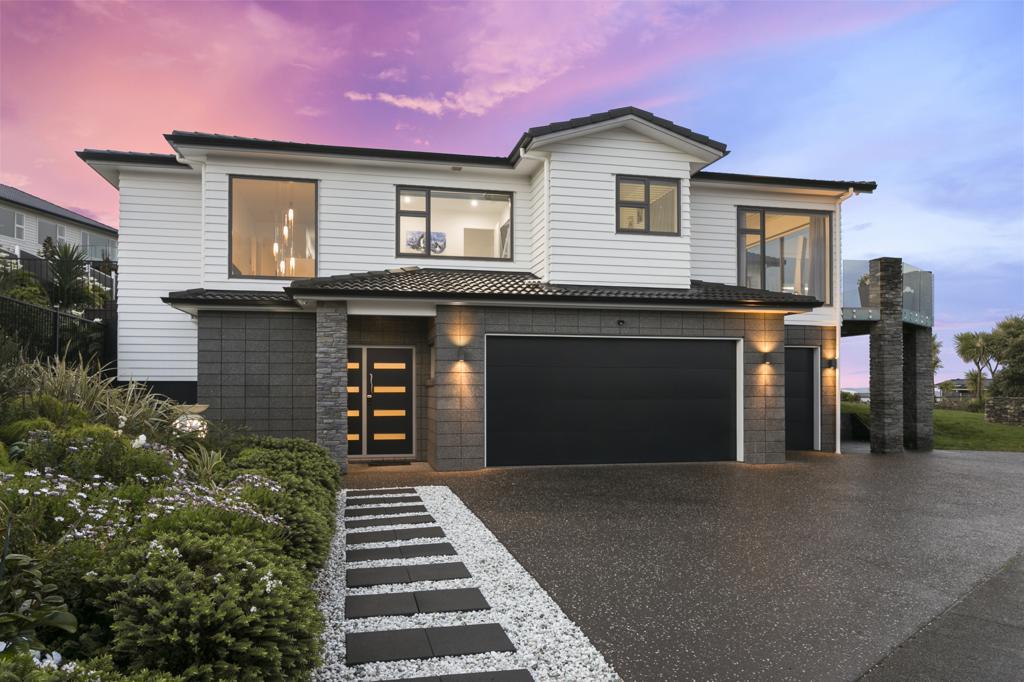 30 Manhattan Rise, Orewa, Orewa - Carousel 1