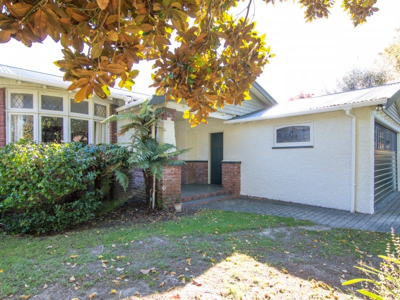 461 College Street, Hokowhitu, Palmerston North - Carousel 1