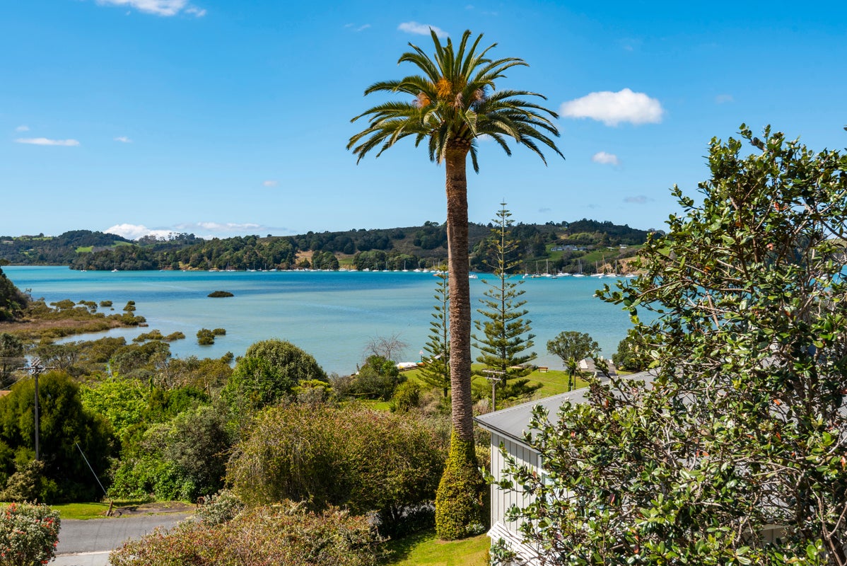16 Martin Road, Matakana, Matakana - Carousel 2