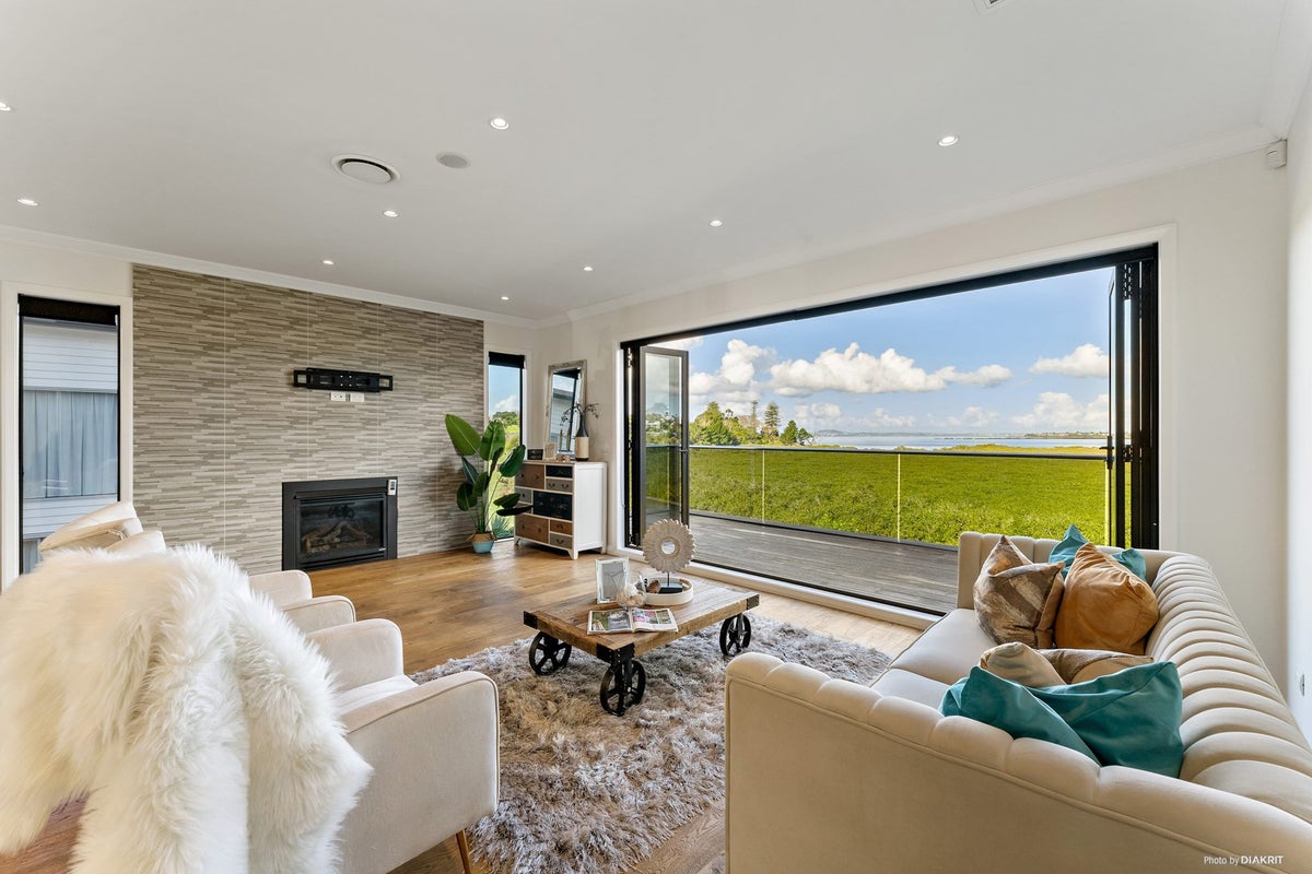 14 Brickworks Bay Road, Hobsonville, Auckland - Carousel 2