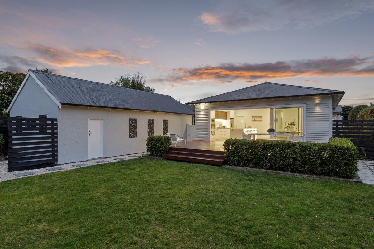 140 Weston Road, St Albans, Christchurch - Carousel 1