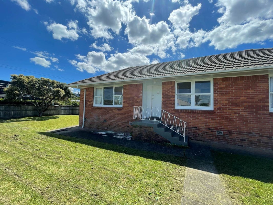 1/63 Stanley Avenue, Milford, Auckland - Carousel 2