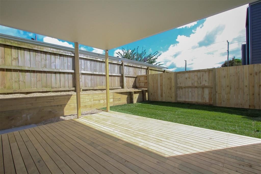 2A Yorkshire Road, Silverdale, Hamilton - Carousel 18