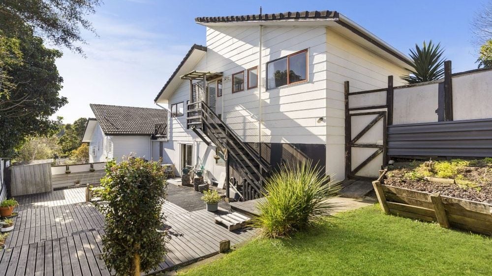 1/6 Torbay Heights, Torbay, Auckland - Carousel 1