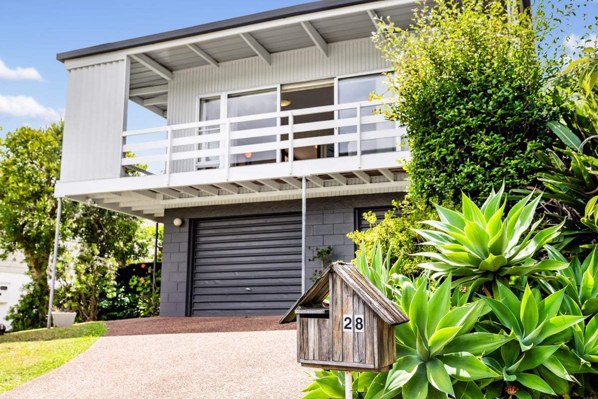 28 Houghton Street, Meadowbank, Auckland - Carousel 1