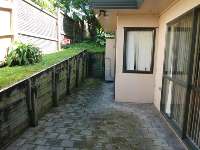 43A Forrest Hill Road, Milford, Auckland - Carousel 2