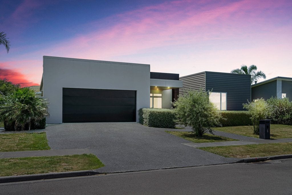 6 Law Street, Wainui, Gisborne - Carousel 2