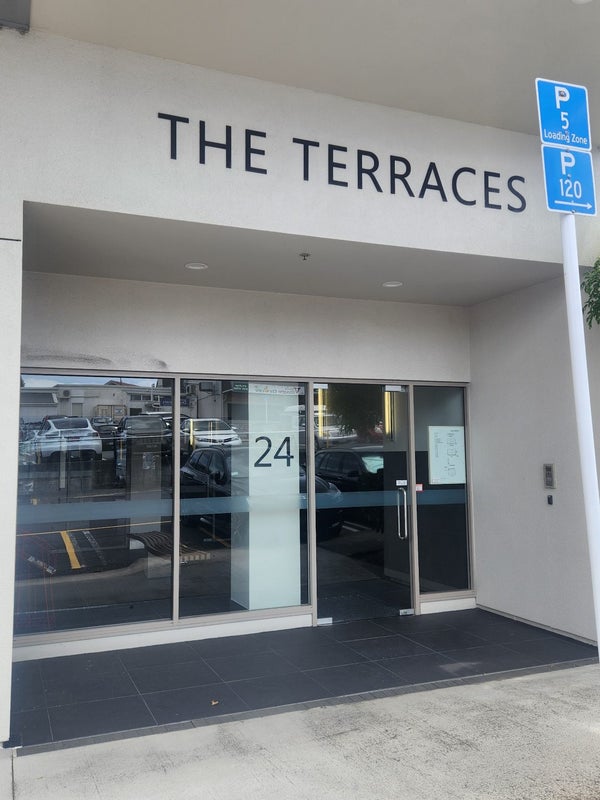 216/24 Wellington Street, Howick, Auckland - Carousel 1