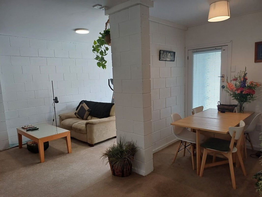 1/132 Atkinson Road, Titirangi, Auckland - Carousel 2