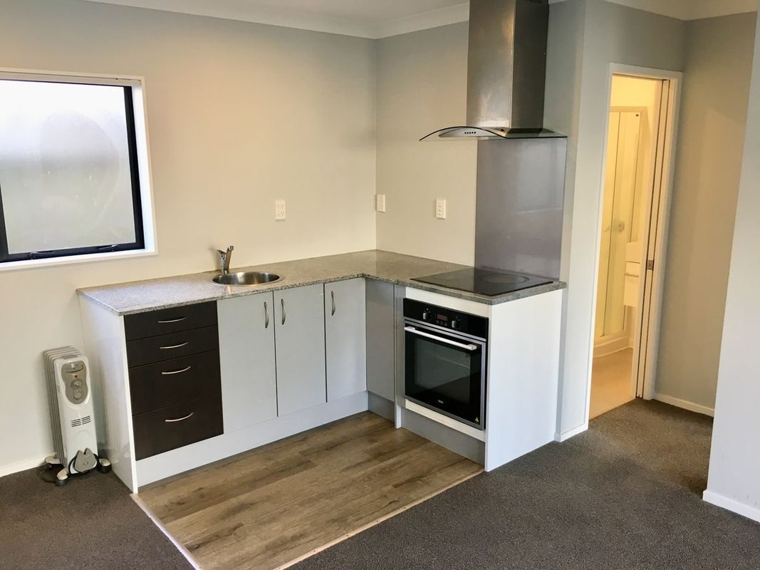 4 Manning Rise, Flat Bush, Auckland - Carousel 2