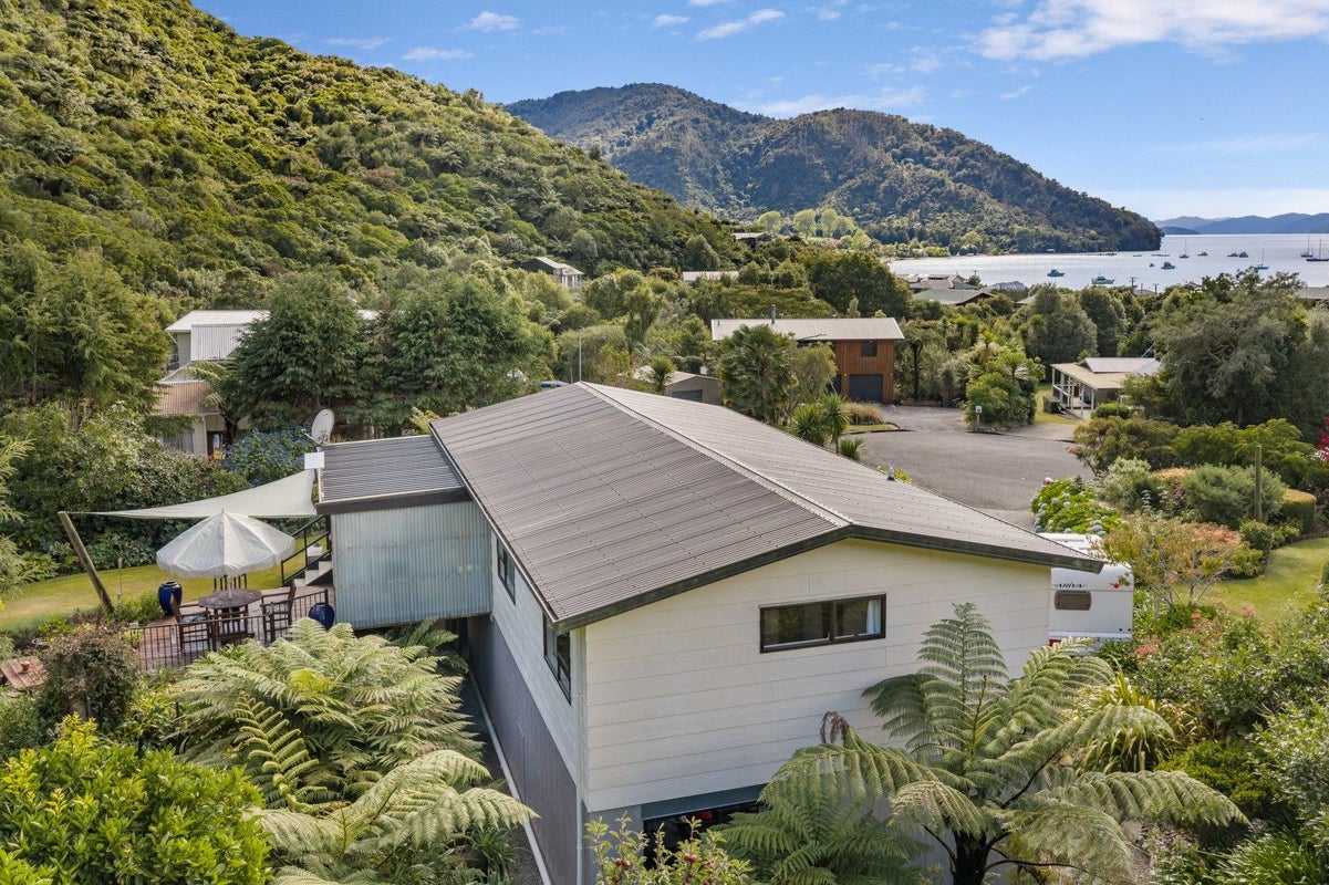 5 Okiwa Place, Picton - Carousel 2