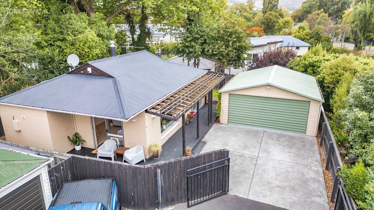 2/4A Burnbrae Street, Saint Martins, Christchurch - Carousel 19
