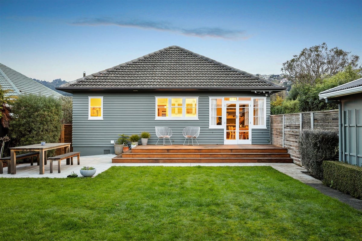 257 Centaurus Road, Saint Martins, Christchurch - Carousel 2