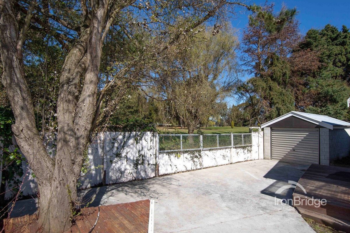 2/72 Waratah Street, Avondale, Christchurch - Carousel 13