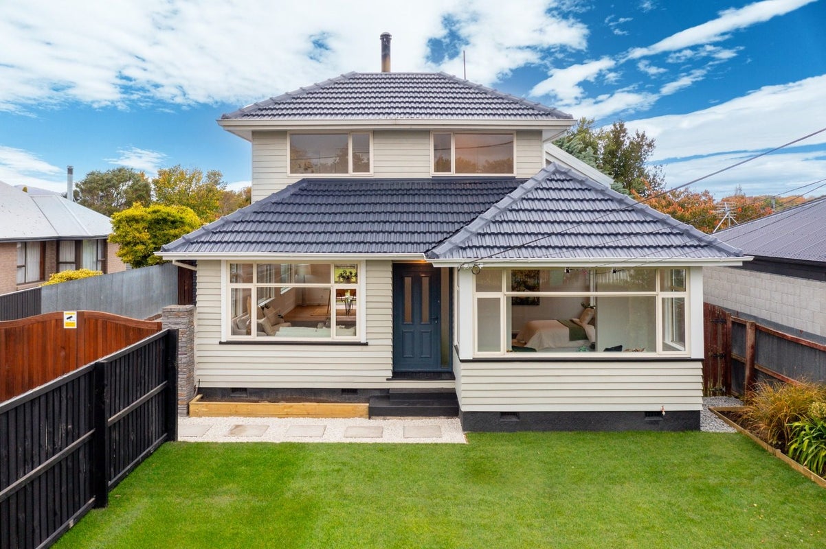 8 Hammersley Avenue, Shirley, Christchurch - Carousel 1