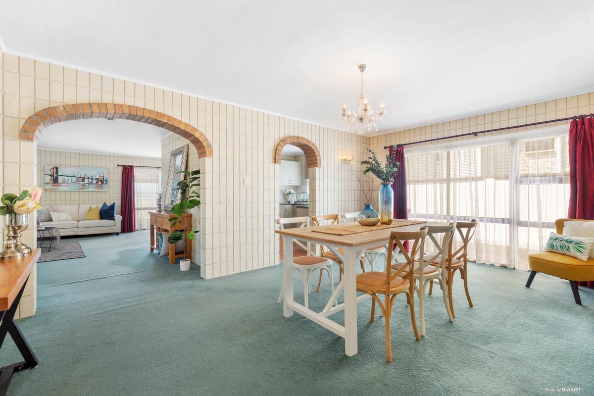 1 Winslow Heights, Pahurehure, Papakura - Carousel 2