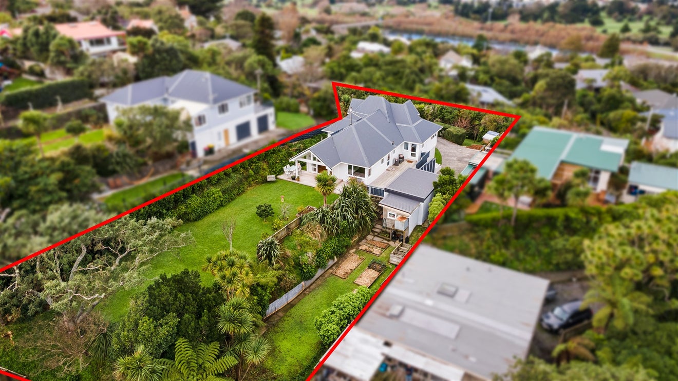 47 Belmont Terrace, Belmont, Lower Hutt - Carousel 2