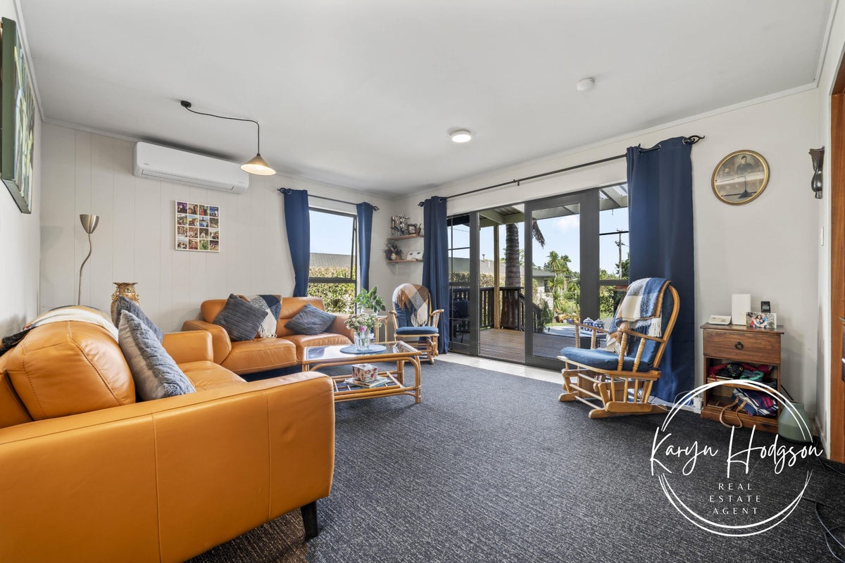 10 Regent Street, Whakapirau, Maungaturoto - Carousel 2