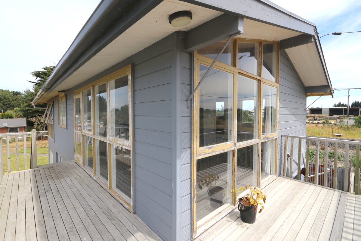 77 Weka Street, Waikiwi, Invercargill - Carousel 2
