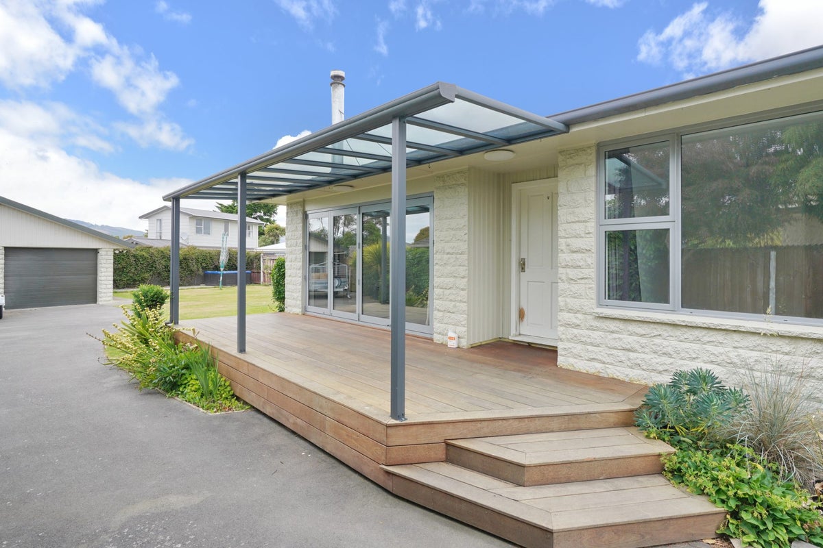 8 Hindess Street, Halswell, Christchurch - Carousel 2