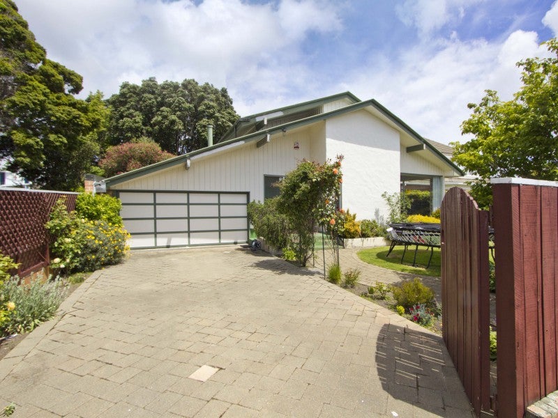 120 Waterloo Road, Hutt Central, Lower Hutt - Carousel 1