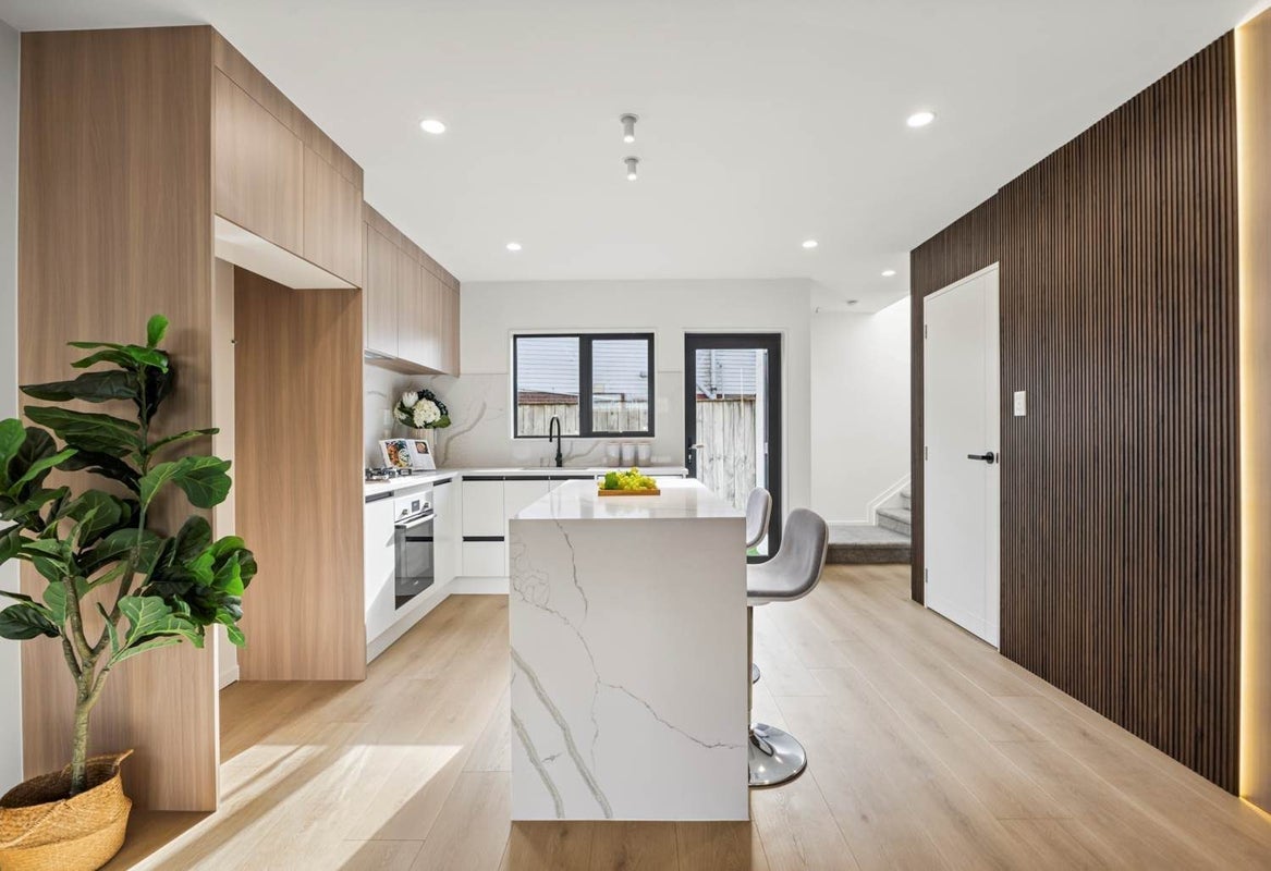 23 Stonex Road, Papatoetoe, Auckland - Carousel 2