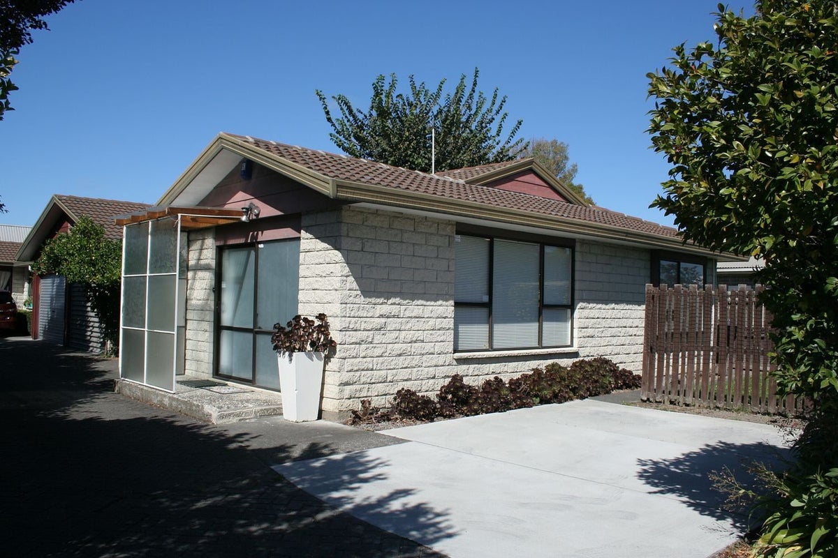1/292 Greers Road, Bishopdale, Christchurch - Carousel 1