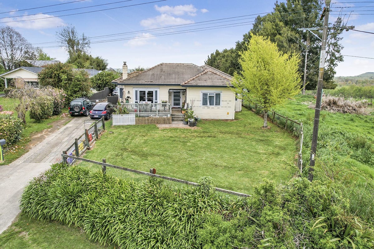 2A Lyon Street, Kihikihi, Te Awamutu - Carousel 1