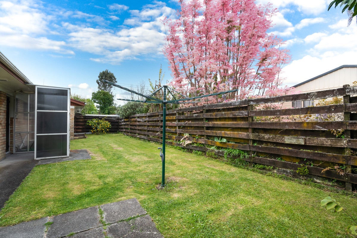 2/31 Ti Nana Crescent, Henderson, Auckland - Carousel 16