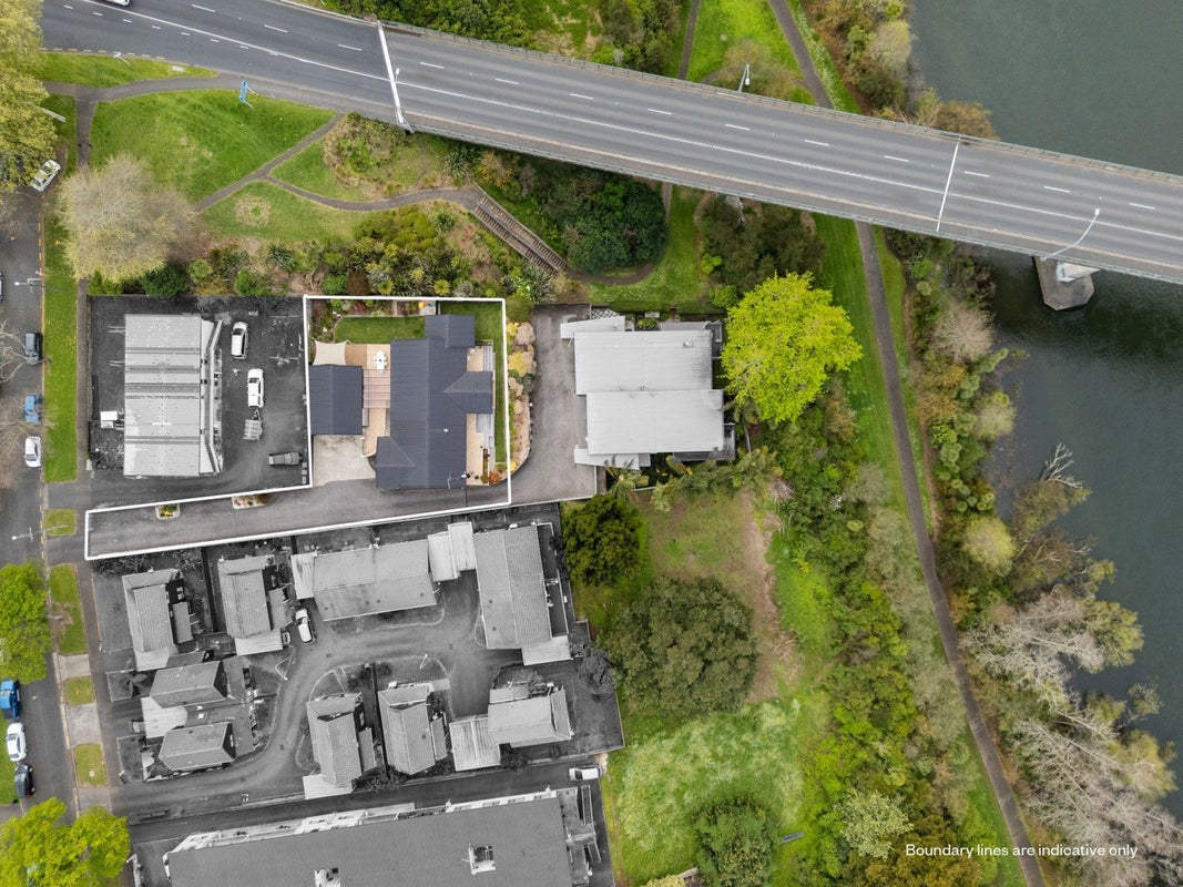 20 Hardley Street, Whitiora, Hamilton - Carousel 1