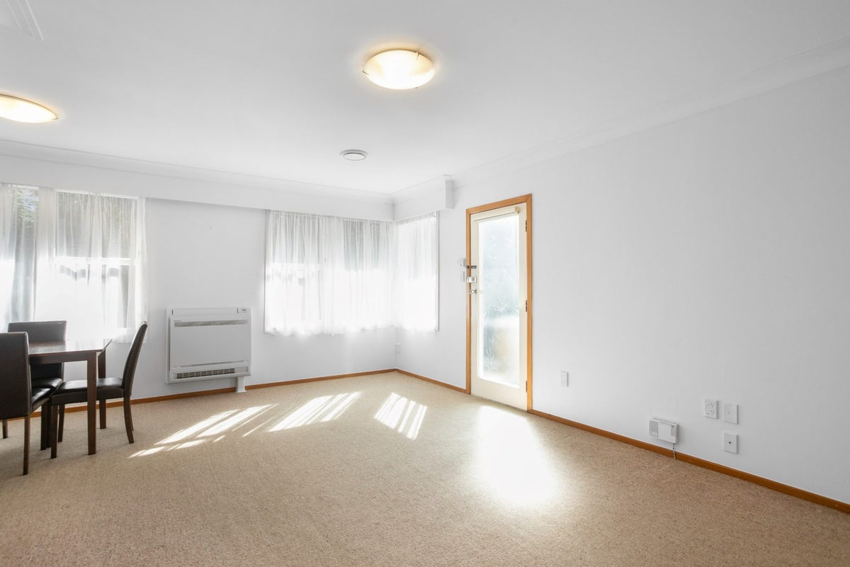 3/6 Ngauruhoe Street, Mount Eden, Auckland - Carousel 2