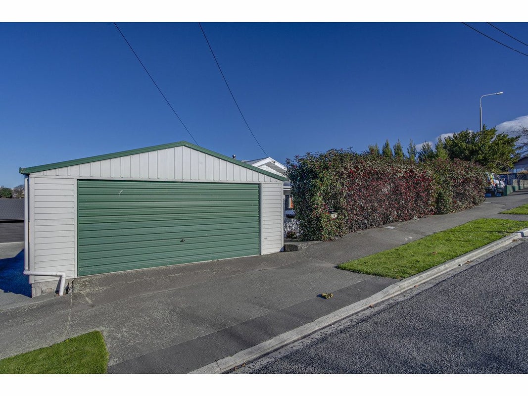 1 Belfield Street, Waimataitai, Timaru - Carousel 26