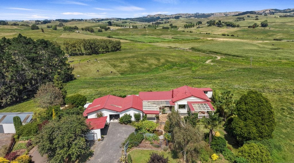 1009 Hetherington Road, Ruawaro, Huntly - Carousel 1