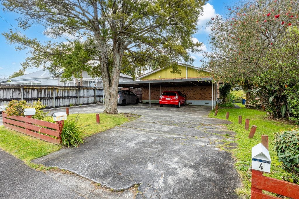 3/135 Titirangi Road, New Lynn, Auckland - Carousel 19