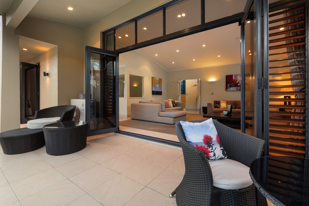 76C Glamorgan Drive, Torbay, Auckland - Carousel 2