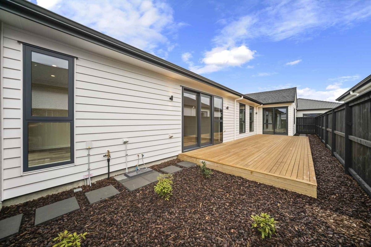 15 Pupu Crescent, Opaheke, Papakura - Carousel 8