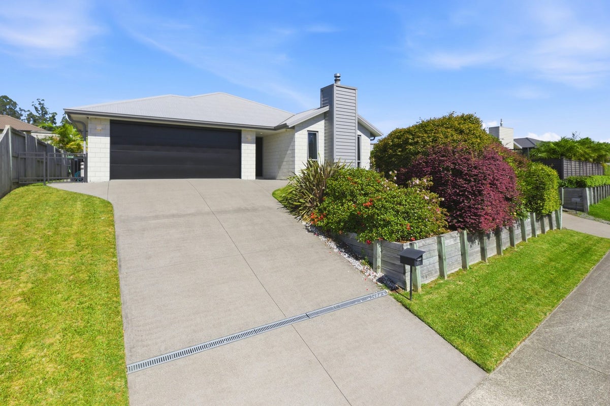 23 Bertrowe Drive, Ohauiti, Tauranga - Carousel 1