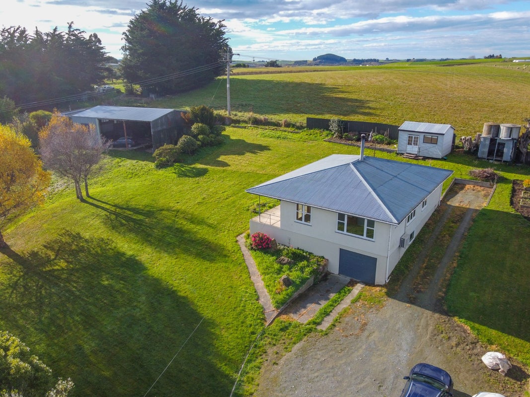 25 Main Road, Maheno, Oamaru - Carousel 1