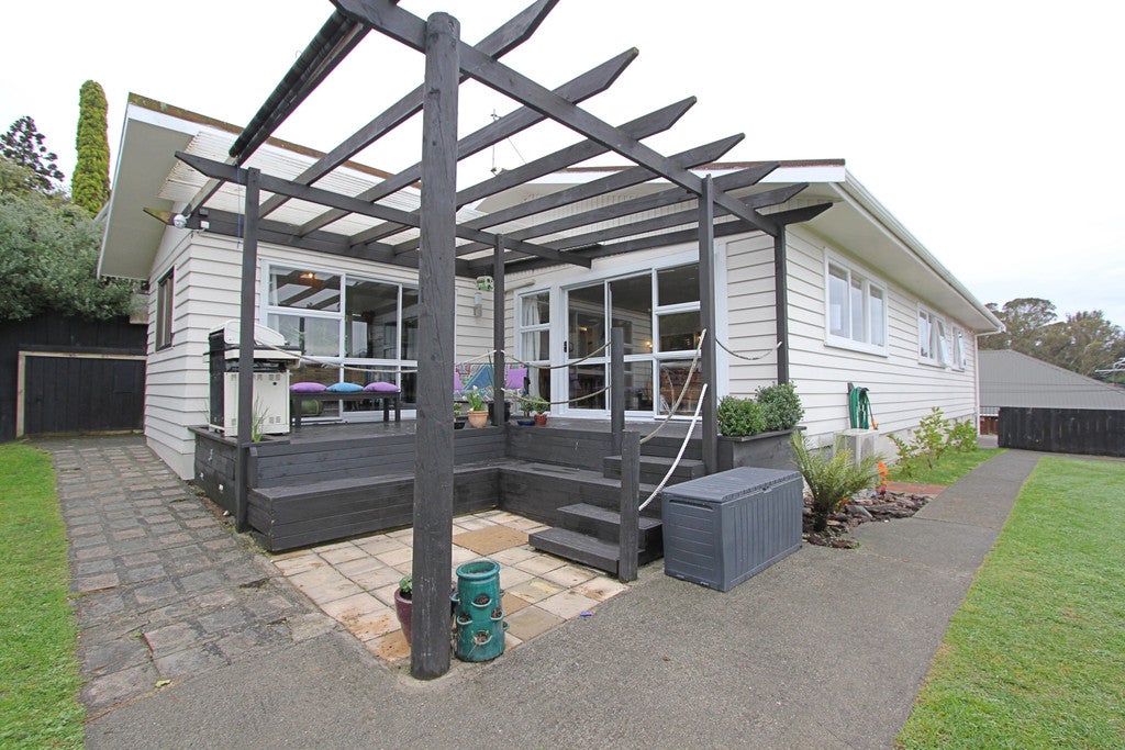 60 Hospital Terrace, Hospital Hill, Napier - Carousel 2