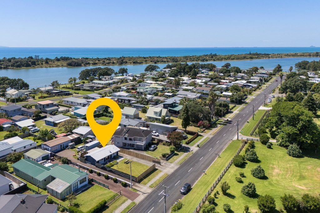 40 Athenree Road, Athenree, Katikati - Carousel 1
