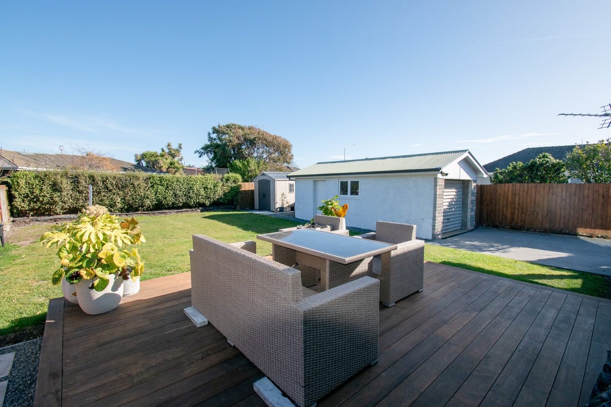 4 Cromer Place, New Brighton, Christchurch - Carousel 2